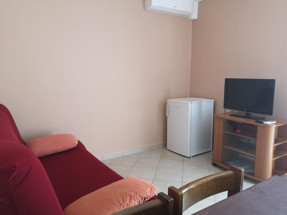 Apartmani Olivera 2 Супетарська Драґа Екстер'єр фото