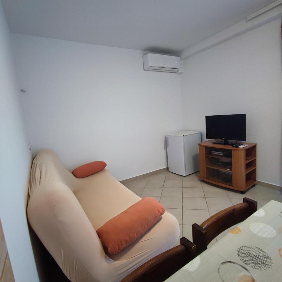 Apartmani Olivera 2 Супетарська Драґа Екстер'єр фото